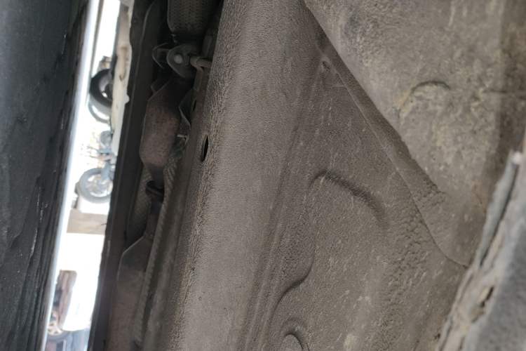 Used Chery Arrizo 7 2015 1.6L Manual ZhiShang Edition Chassis Front Left