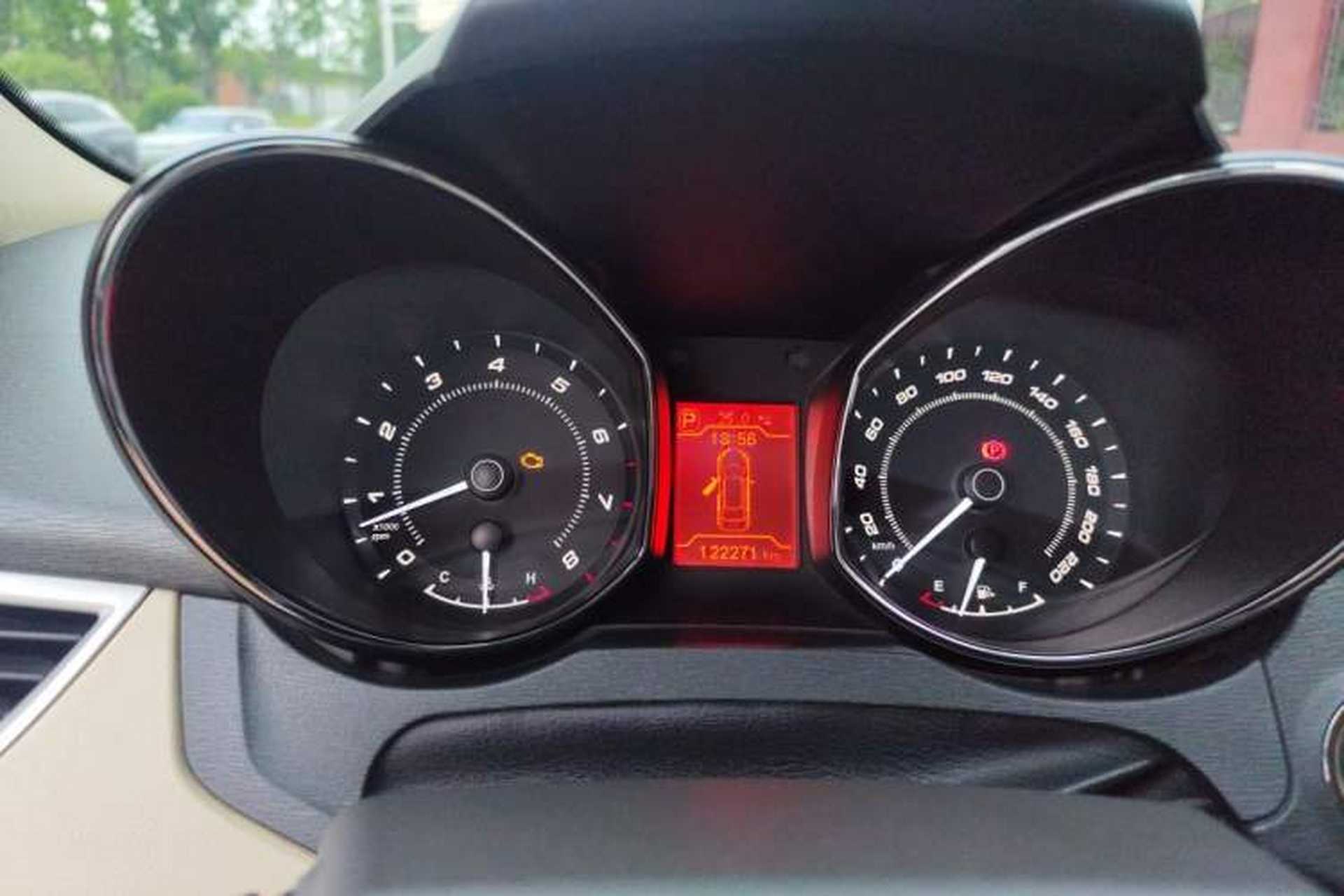 Used Chery Arrizo 7 2015 1.6L CVT ZhiXiang Edition Instrument Cluster