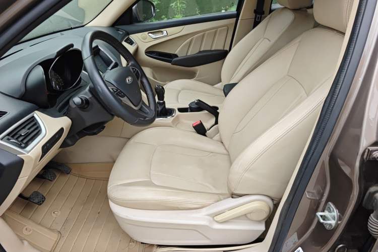 Used Chery Arrizo 7 2015 1.6L Manual ZhiShang Edition Left Front Seat