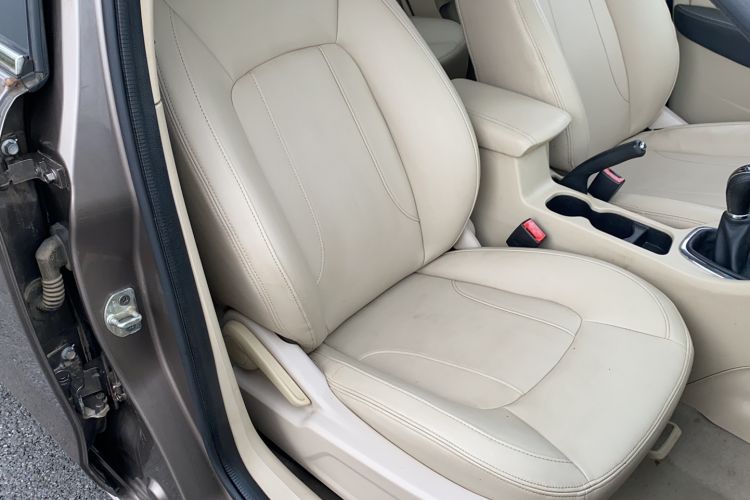 Used Chery Arrizo 7 2015 1.6L Manual ZhiShang Edition Right Front Seat