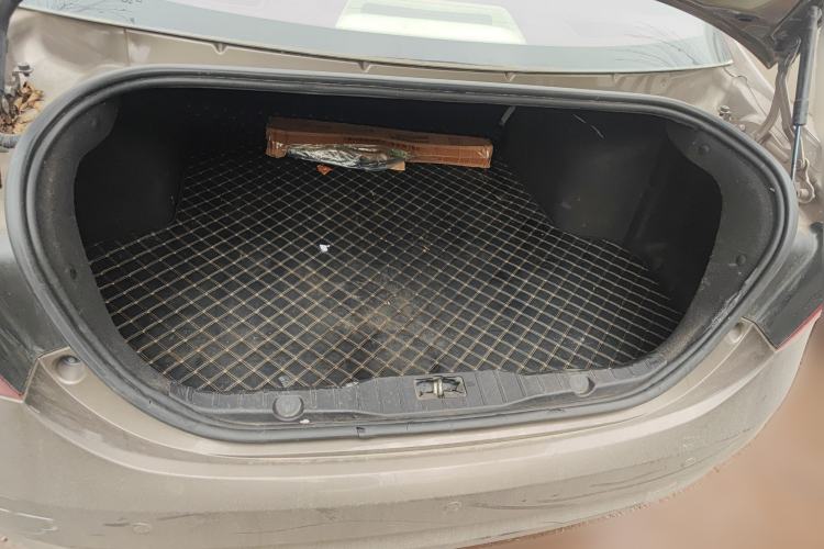Used Chery Arrizo 7 2015 1.6L Manual ZhiShang Edition Trunk