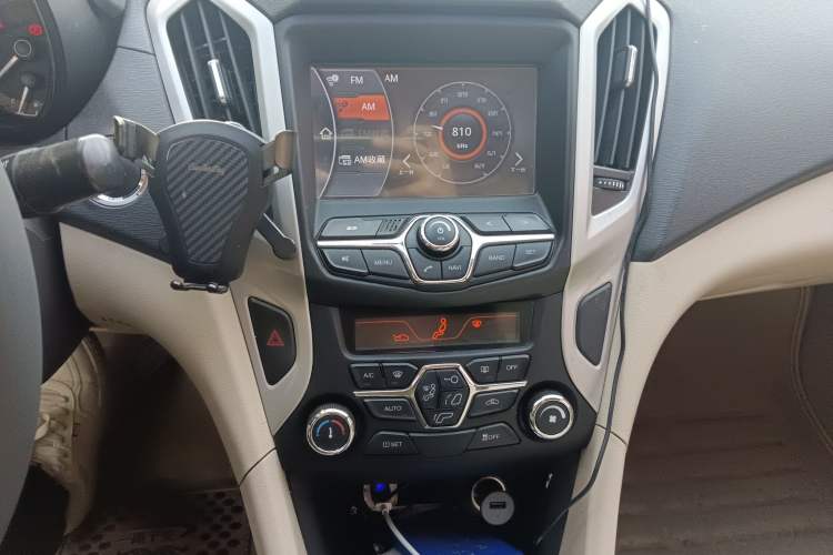 Used Chery Arrizo 7 2015 1.6L Manual ZhiXiang Edition Audio And AC Panel