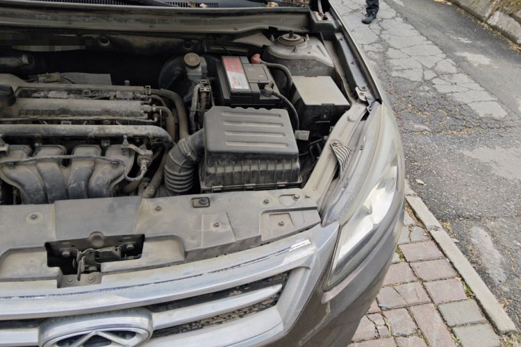 Used Chery Arrizo 7 2015 1.6L Manual ZhiShang Edition Engine Bay Left