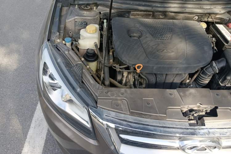 Used Chery Arrizo 7 2015 1.6L Manual ZhiXiang Edition Engine Bay Right