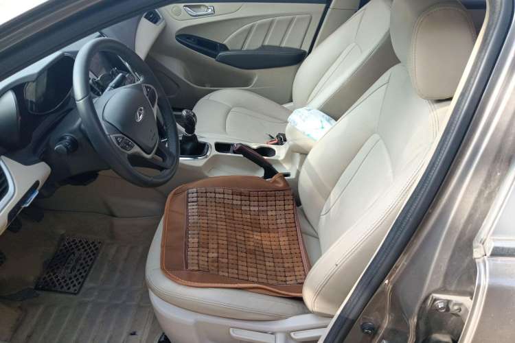 Used Chery Arrizo 7 2015 1.6L Manual ZhiXiang Edition Left Front Seat
