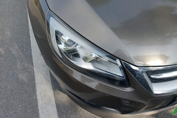 Used Chery Arrizo 7 2015 1.6L Manual ZhiXiang Edition Right Front Headlight