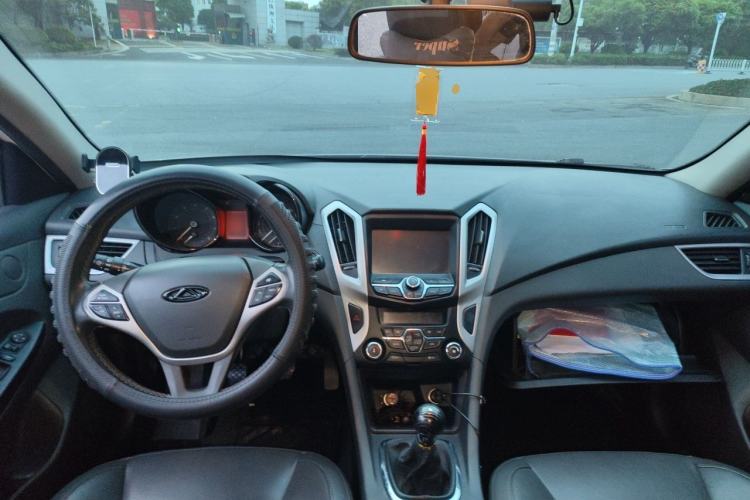 Used Chery Arrizo 7 2015 1.5T Manual ZhiXiang Edition Center Console