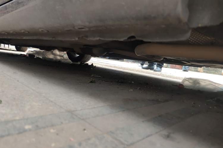 Used Chery Arrizo 7 2015 1.6L Manual ZhiShang Edition Chassis Rear Left