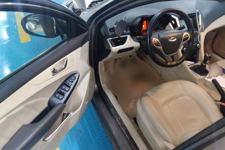 Used Chery Arrizo 7 2015 1.6L Manual ZhiShang Edition Driver Seat