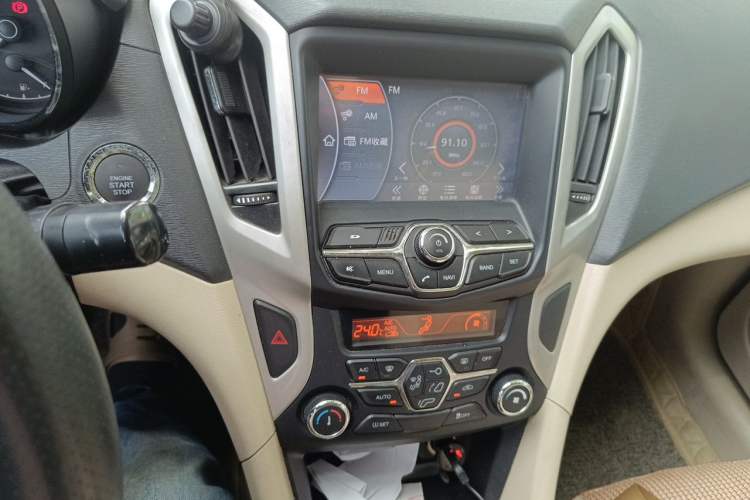 Used Chery Arrizo 7 2015 1.6L Manual ZhiXiang Edition Audio And AC Panel