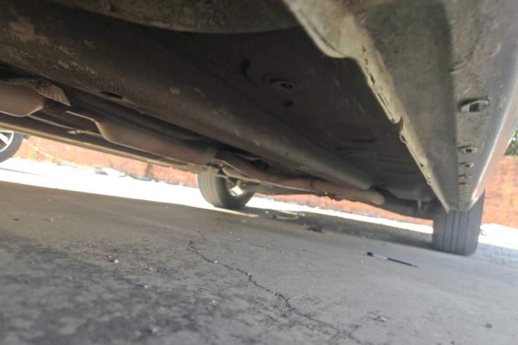 Used Chery Arrizo 7 2015 1.6L Manual ZhiShang Edition Chassis Front Left