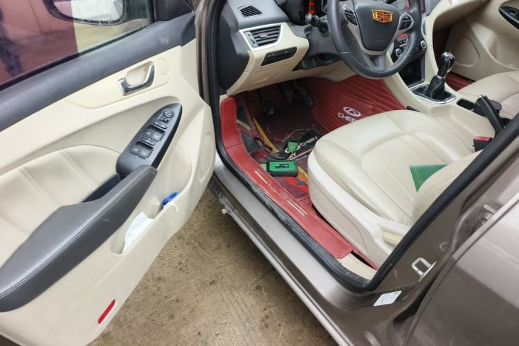 Used Chery Arrizo 7 2015 1.6L Manual ZhiShang Edition Driver Seat