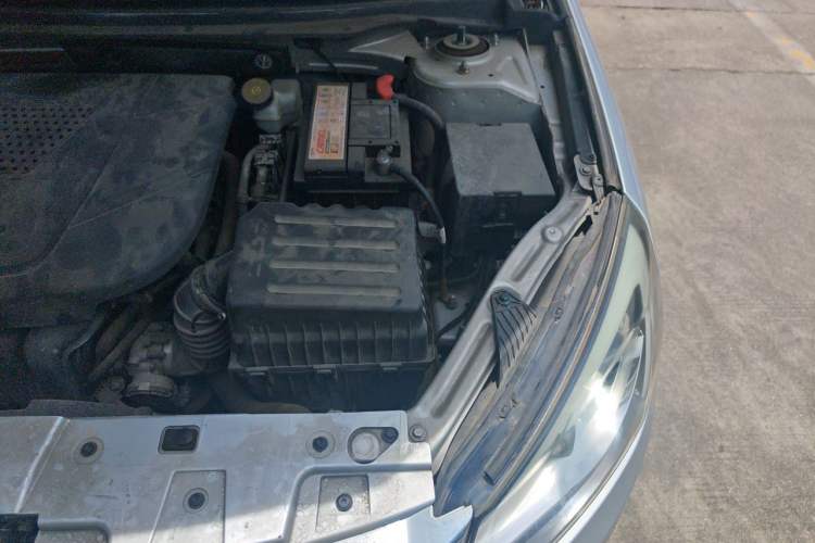 Used Chery Arrizo 7 2015 1.6L Manual ZhiShang Edition Engine Bay Left