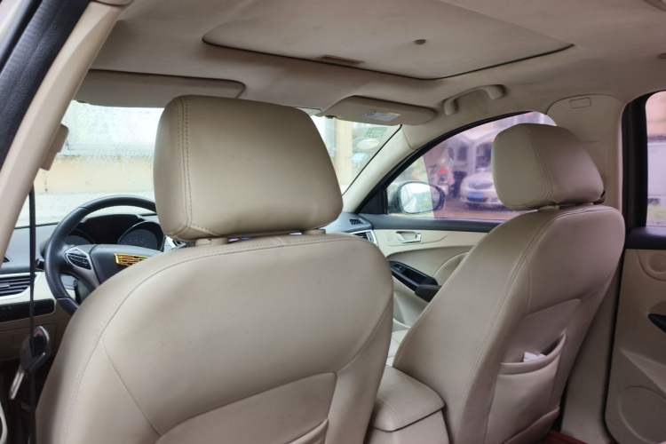 Used Chery Arrizo 7 2015 1.6L Manual ZhiShang Edition Headliner