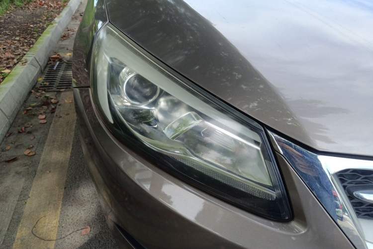 Used Chery Arrizo 7 2015 1.6L Manual ZhiXiang Edition Right Front Headlight