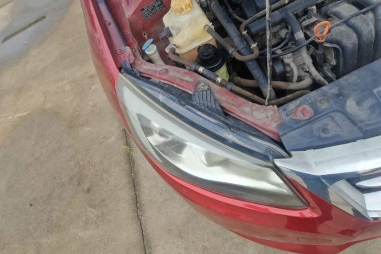 Used Chery Arrizo 7 2015 1.6L Manual ZhiShang Edition Right Front Headlight