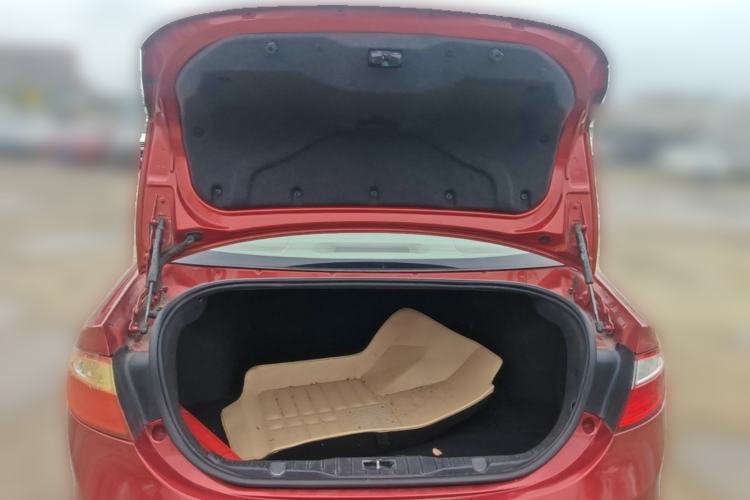 Used Chery Arrizo 7 2015 1.6L Manual ZhiShang Edition Trunk