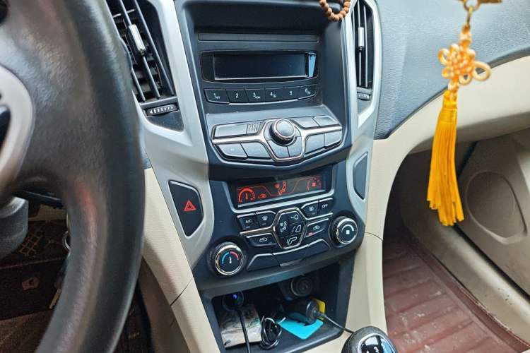 Used Chery Arrizo 7 2015 1.6L Manual Zhi Ling Edition Audio And AC Panel