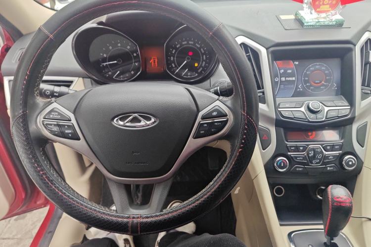 Used Chery Arrizo 7 2015 1.6L CVT ZhiXiang Edition Center Console