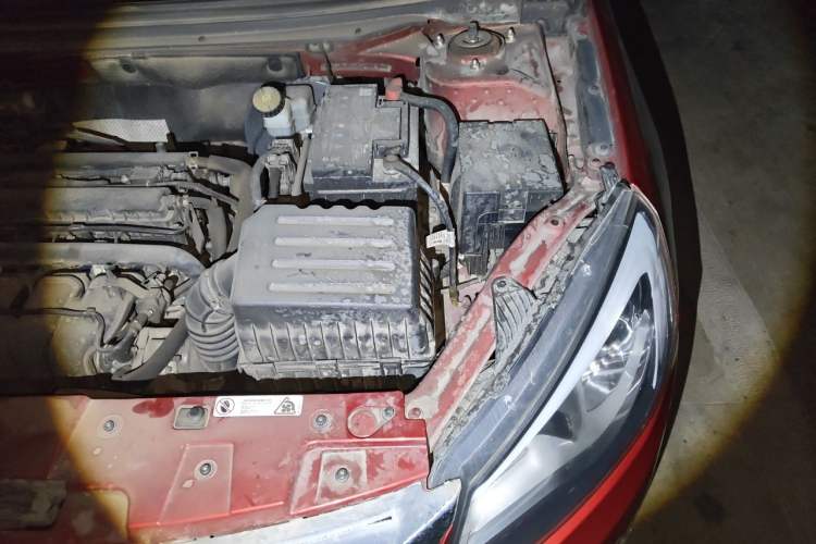 Used Chery Arrizo 7 2015 1.6L CVT ZhiShang Edition Engine Bay Left