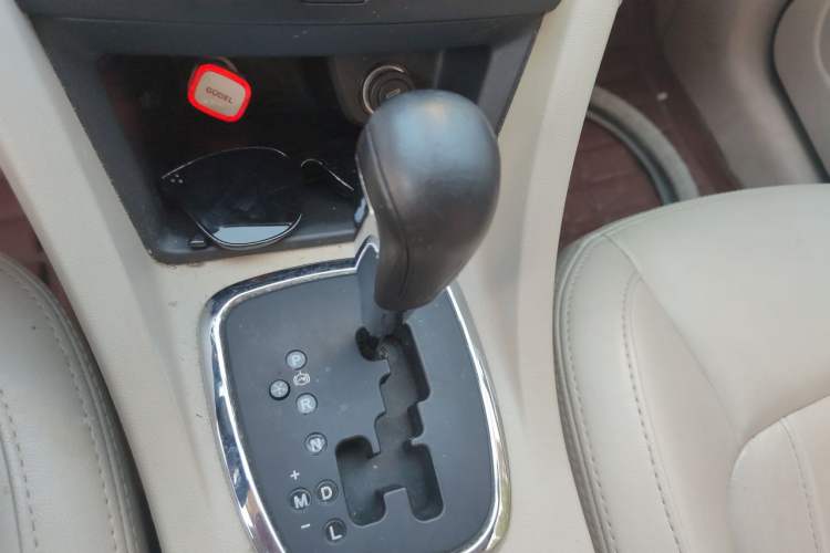 Used Chery Arrizo 7 2015 1.6L CVT ZhiShang Edition Gear Lever