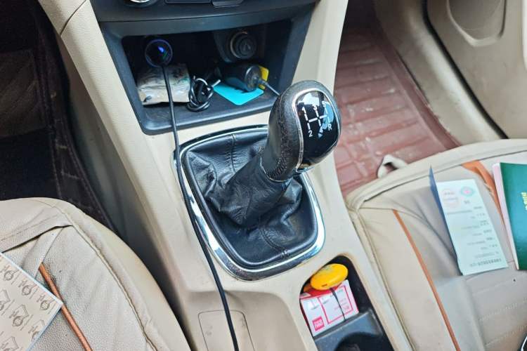 Used Chery Arrizo 7 2015 1.6L Manual Zhi Ling Edition Gear Lever
