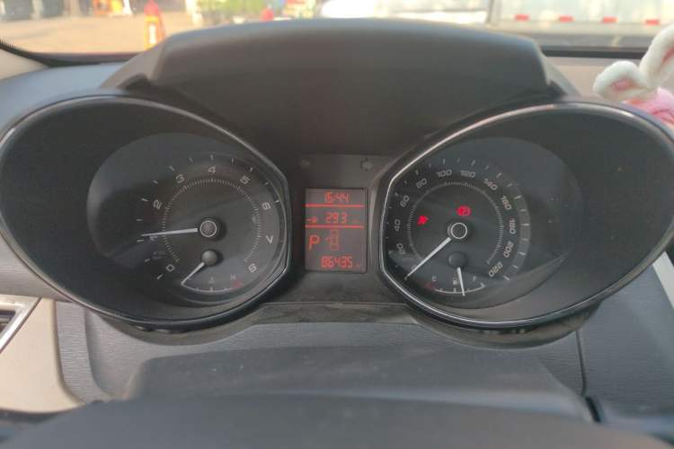 Used Chery Arrizo 7 2015 1.6L CVT ZhiShang Edition Instrument Cluster