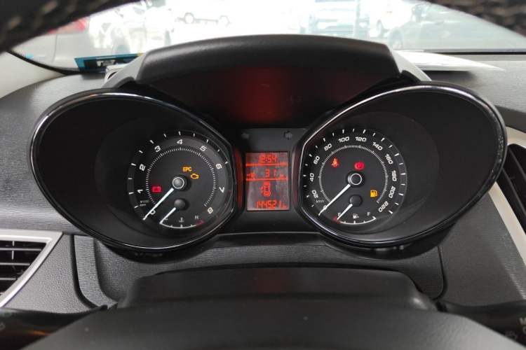 Used Chery Arrizo 7 2015 1.5T Manual ZhiShang Edition Instrument Cluster