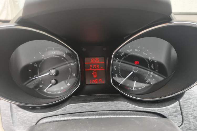 Used Chery Arrizo 7 2015 1.5T Manual ZhiShang Edition Instrument Cluster