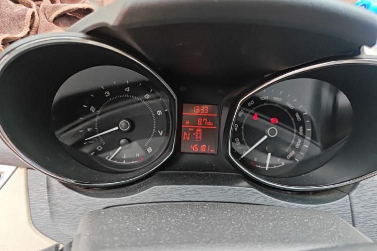 Used Chery Arrizo 7 2015 1.6L CVT ZhiShang Edition Instrument Cluster