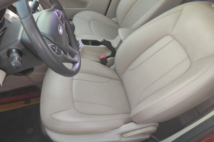 Used Chery Arrizo 7 2015 1.6L Manual ZhiShang Edition Left Front Seat
