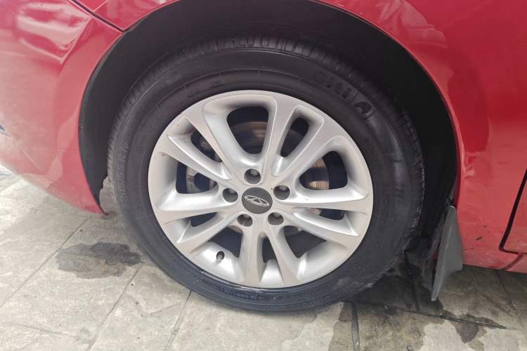 Used Chery Arrizo 7 2015 1.6L CVT ZhiXiang Edition Left Front Wheel Hub
