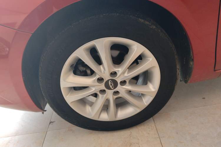 Used Chery Arrizo 7 2015 1.6L CVT ZhiShang Edition Left Front Wheel Hub