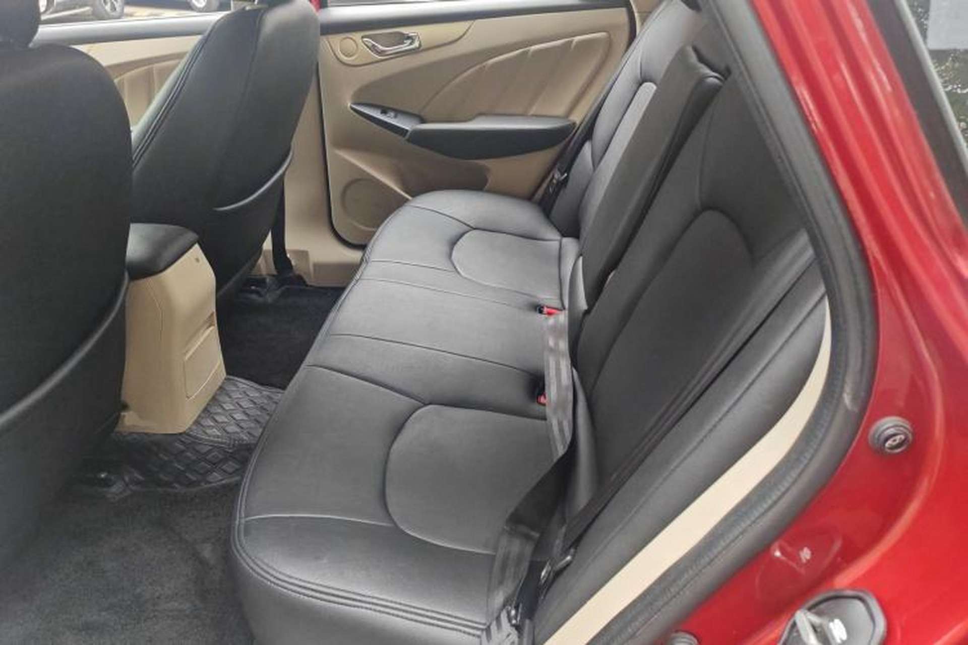 Used Chery Arrizo 7 2015 1.6L CVT ZhiXiang Edition Left Rear Seat