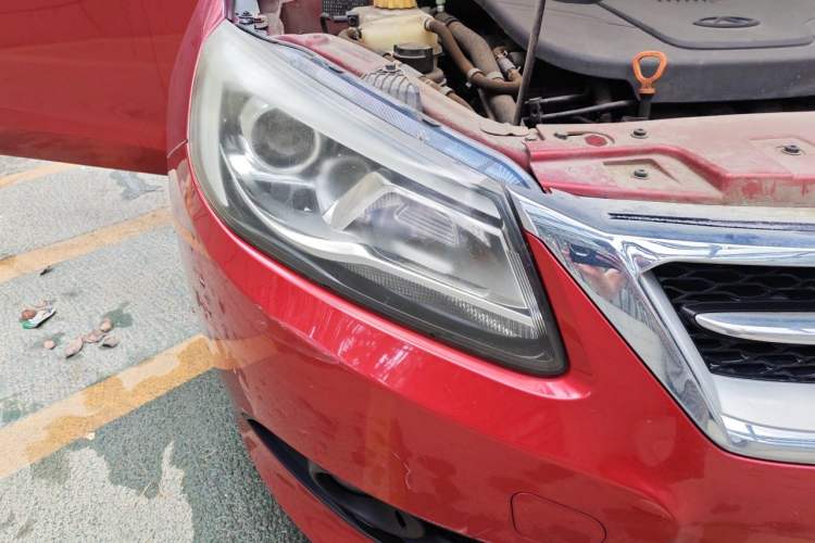 Used Chery Arrizo 7 2015 1.6L CVT ZhiXiang Edition Right Front Headlight