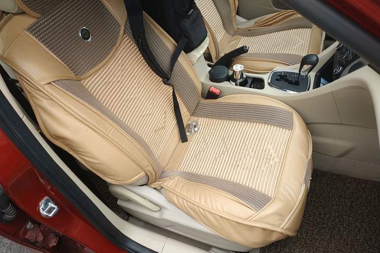 Used Chery Arrizo 7 2015 1.6L CVT ZhiXiang Edition Right Front Seat