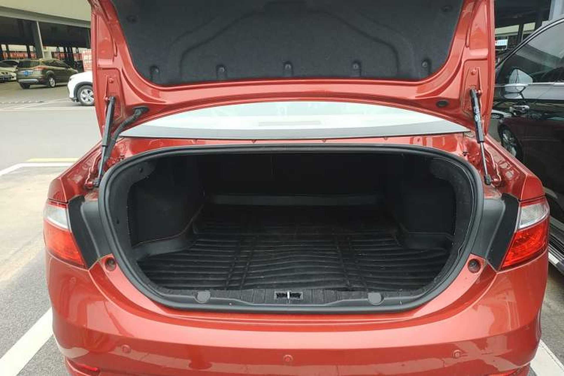 Used Chery Arrizo 7 2015 1.6L CVT ZhiXiang Edition Trunk