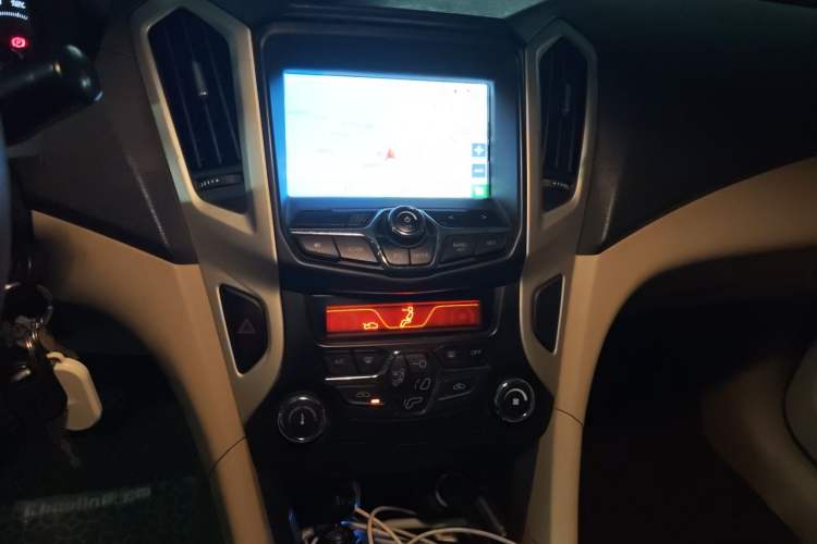 Used Chery Arrizo 7 2015 1.6L Manual Zhi Ling Edition Audio And AC Panel