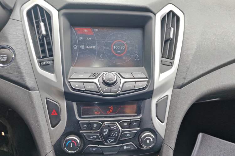 Used Chery Arrizo 7 2015 1.5T Manual ZhiXiang Edition Audio And AC Panel