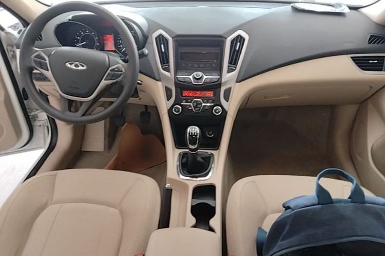 Used Chery Arrizo 7 2015 1.6L Manual Zhi Ling Edition Center Console