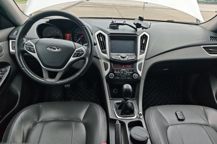 Used Chery Arrizo 7 2015 1.5T Manual ZhiXiang Edition Center Console