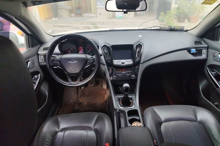 Used Chery Arrizo 7 2015 1.5T Manual ZhiShang Edition Center Console