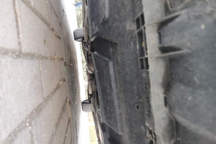 Used Chery Arrizo 7 2015 1.6L Manual ZhiShang Edition Chassis Front