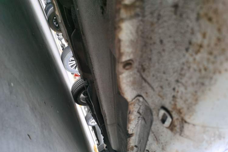 Used Chery Arrizo 7 2015 1.6L Manual ZhiShang Edition Chassis Front Left