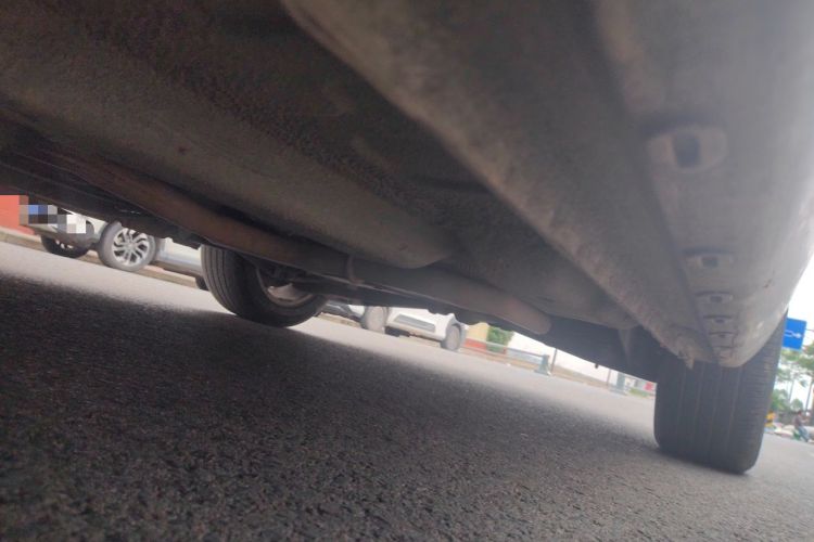 Used Chery Arrizo 7 2015 1.6L Manual ZhiShang Edition Chassis Front Left