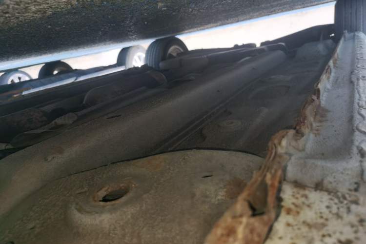 Used Chery Arrizo 7 2015 1.6L Manual ZhiShang Edition Chassis Front Right