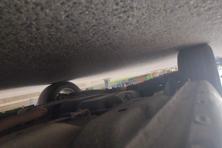 Used Chery Arrizo 7 2015 1.6L Manual ZhiShang Edition Chassis Front Right