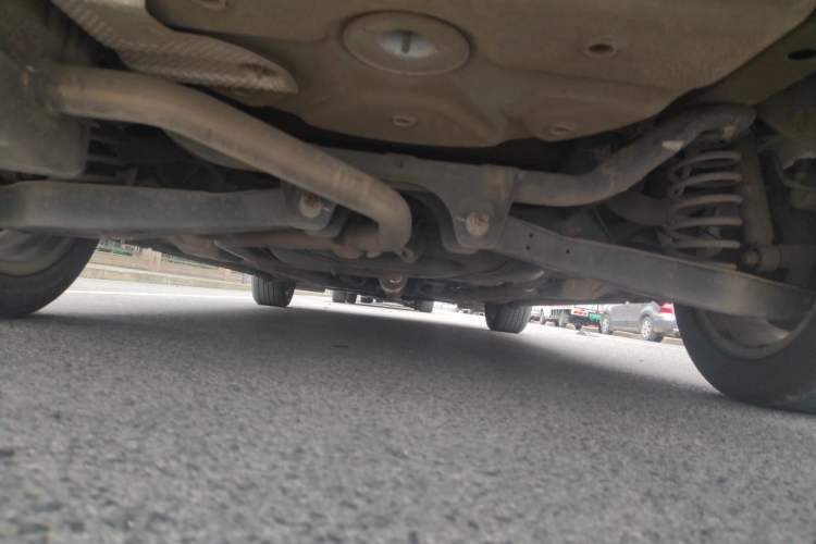 Used Chery Arrizo 7 2015 1.6L Manual ZhiShang Edition Chassis Rear