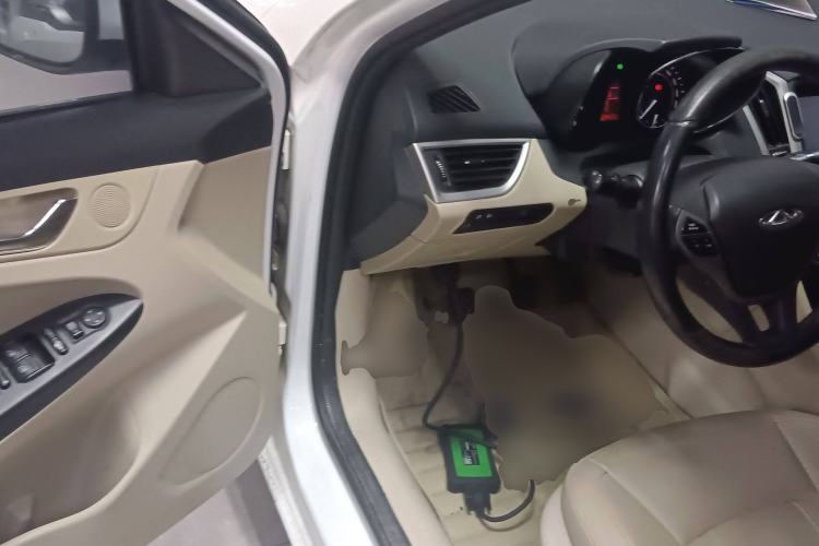Used Chery Arrizo 7 2015 1.6L Manual ZhiShang Edition Driver Seat