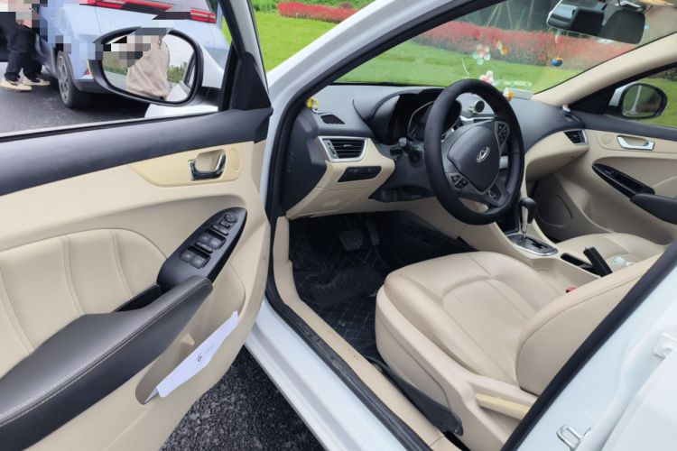 Used Chery Arrizo 7 2015 1.6L CVT ZhiShang Edition Driver Seat